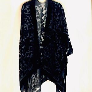 Avenue Sheer Black Velvet Wrap One Size Fit Most